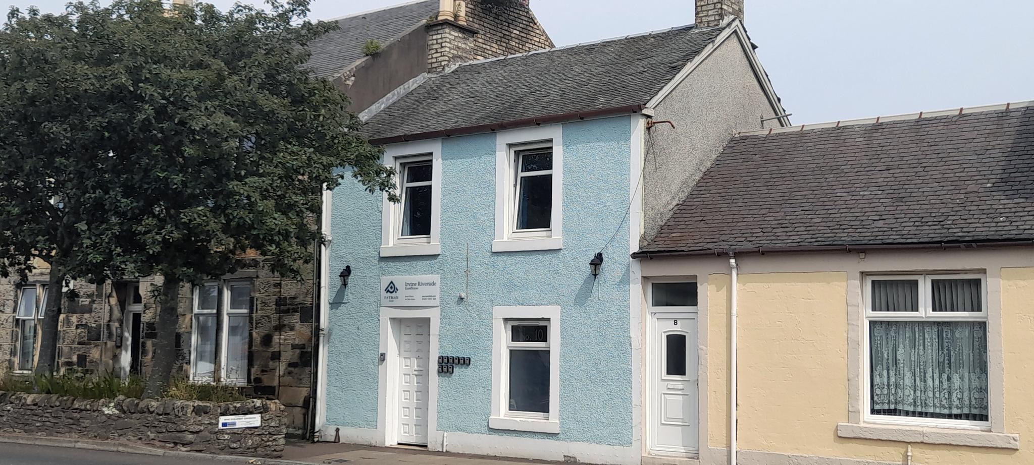Irvine Riverside Guesthouse2